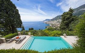 Luxurious Villa Overlooking Monaco